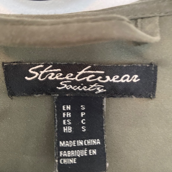 Spring coat - Picture 3 of 3